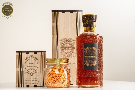 COMBO 1 RƯỢU ĐÔNG TRÙNG HẠ THẢO + 1 ĐÔNG TRÙNG HẠ THẢO KHÔ